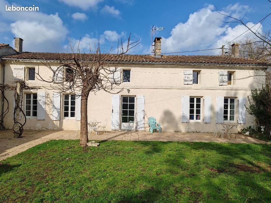Ex Domaine Chandelier Anglade Exterior photo